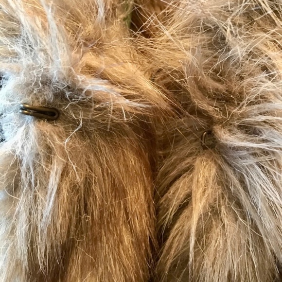 Ann Taylor LOFT Faux Fur & Suede Vest - Picture 4 of 9